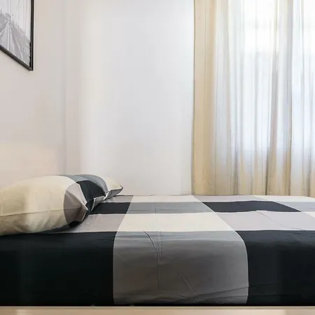 Fan House 22 San Siro 2 Camere Wi-Fi Netflix-3